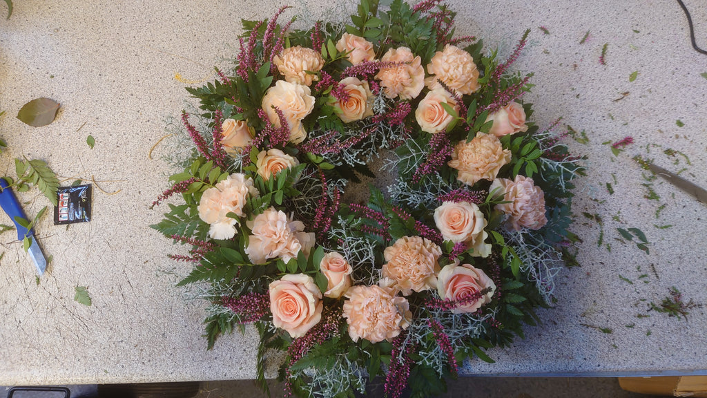 Wreath, modern, arranged in Oasis