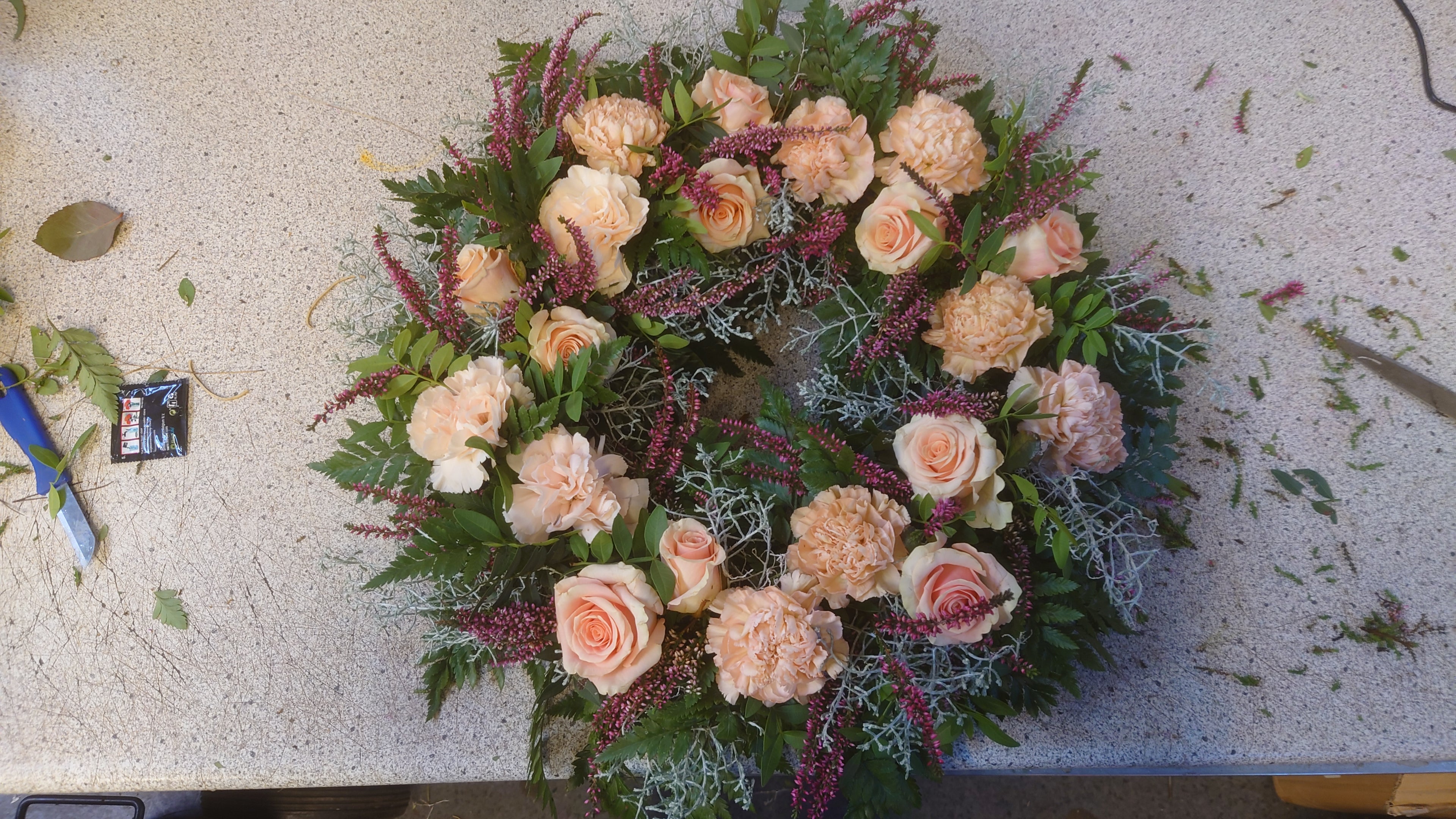 Wreath, modern, arranged in Oasis
