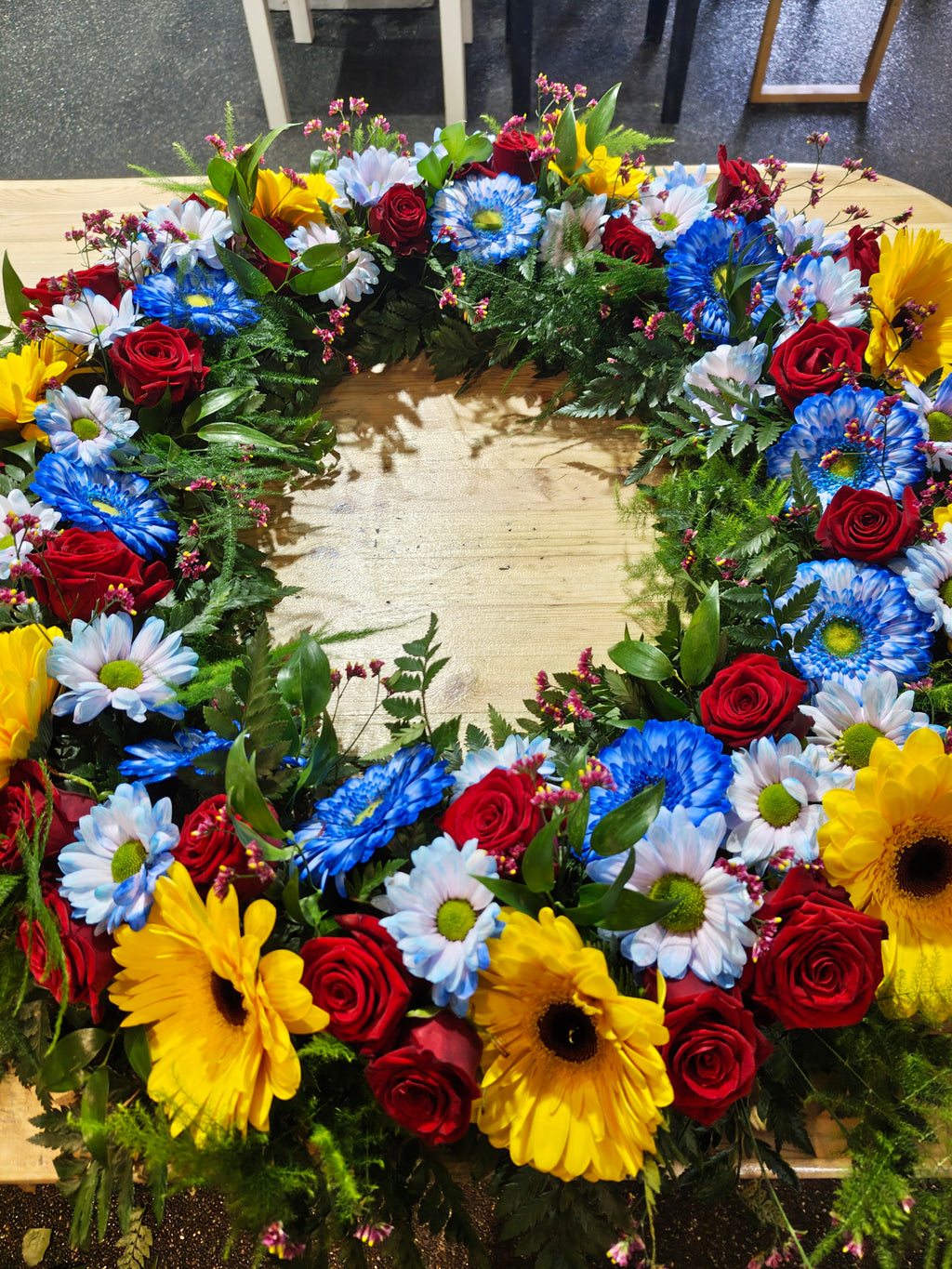Wreath, modern, arranged in Oasis