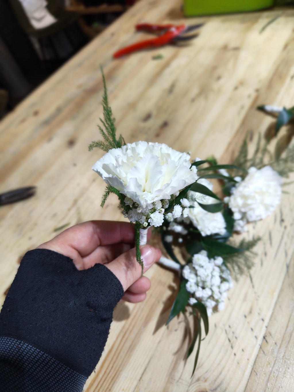 Boutonniere, Buttonhole